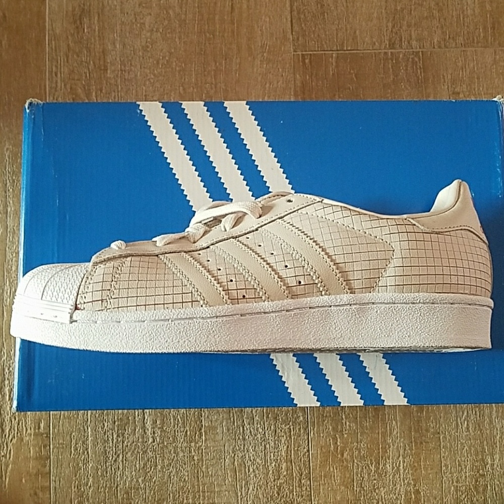 Adidas superstar J F37787  brown